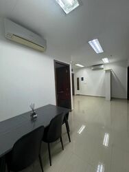 Soho Life (D15), Office #598107431